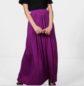 Chelsea & Theodore Purple A-Line Skirt, Size Large, RN#93178, NWT